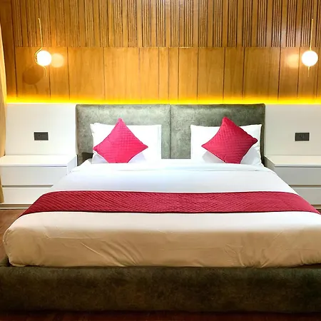 Mhendo Hotel & Studio Suites